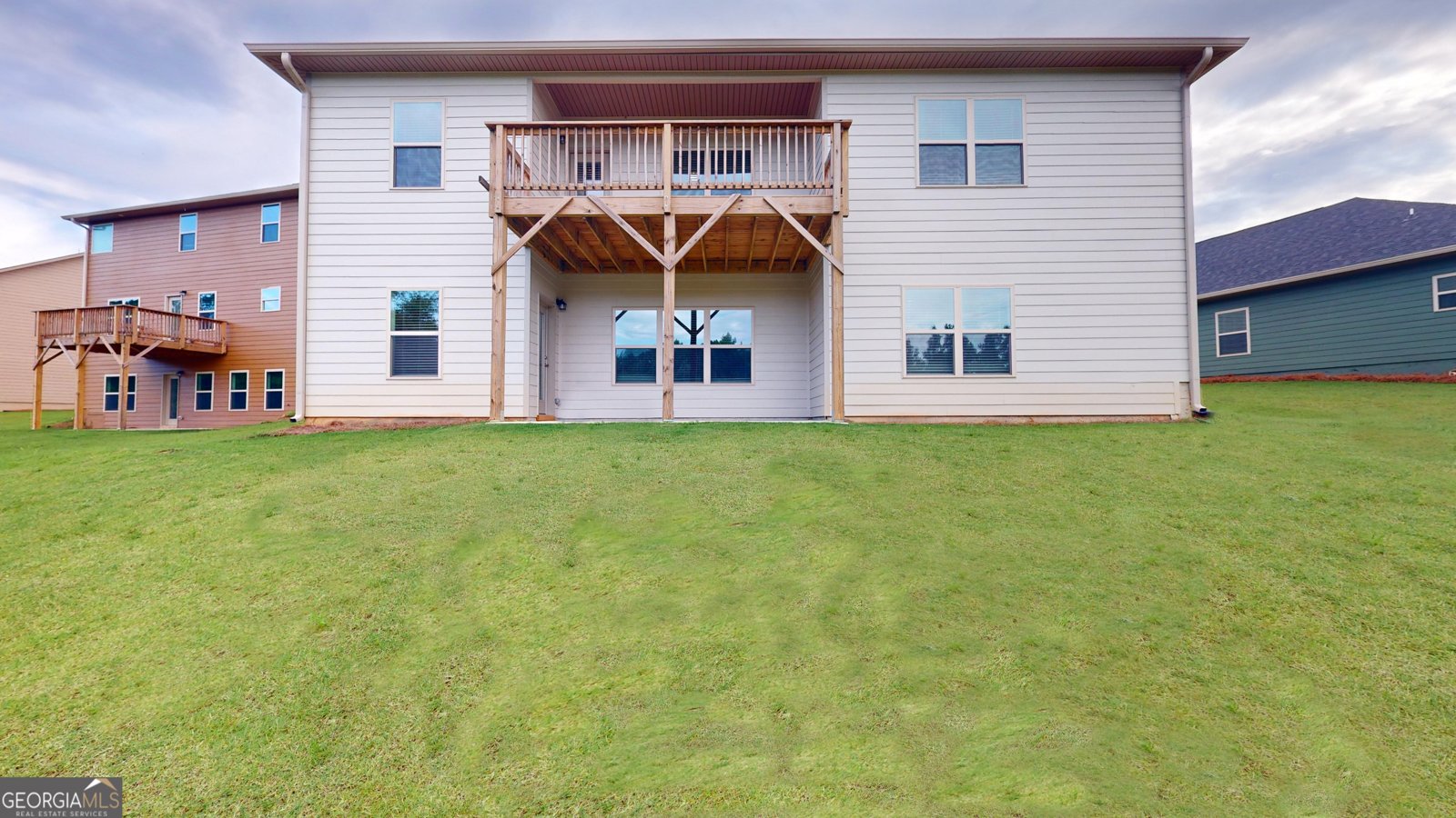 450 SOUTHERN OAKS Drive Macon - 2
