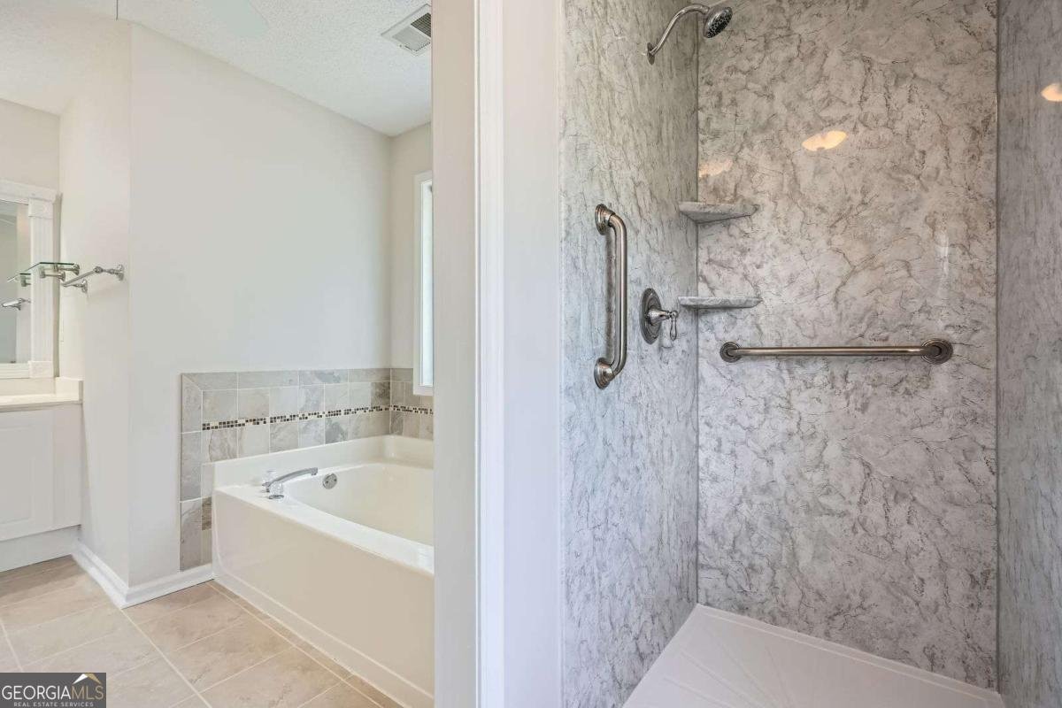 1241 Wandering Vine Court Mableton - 11