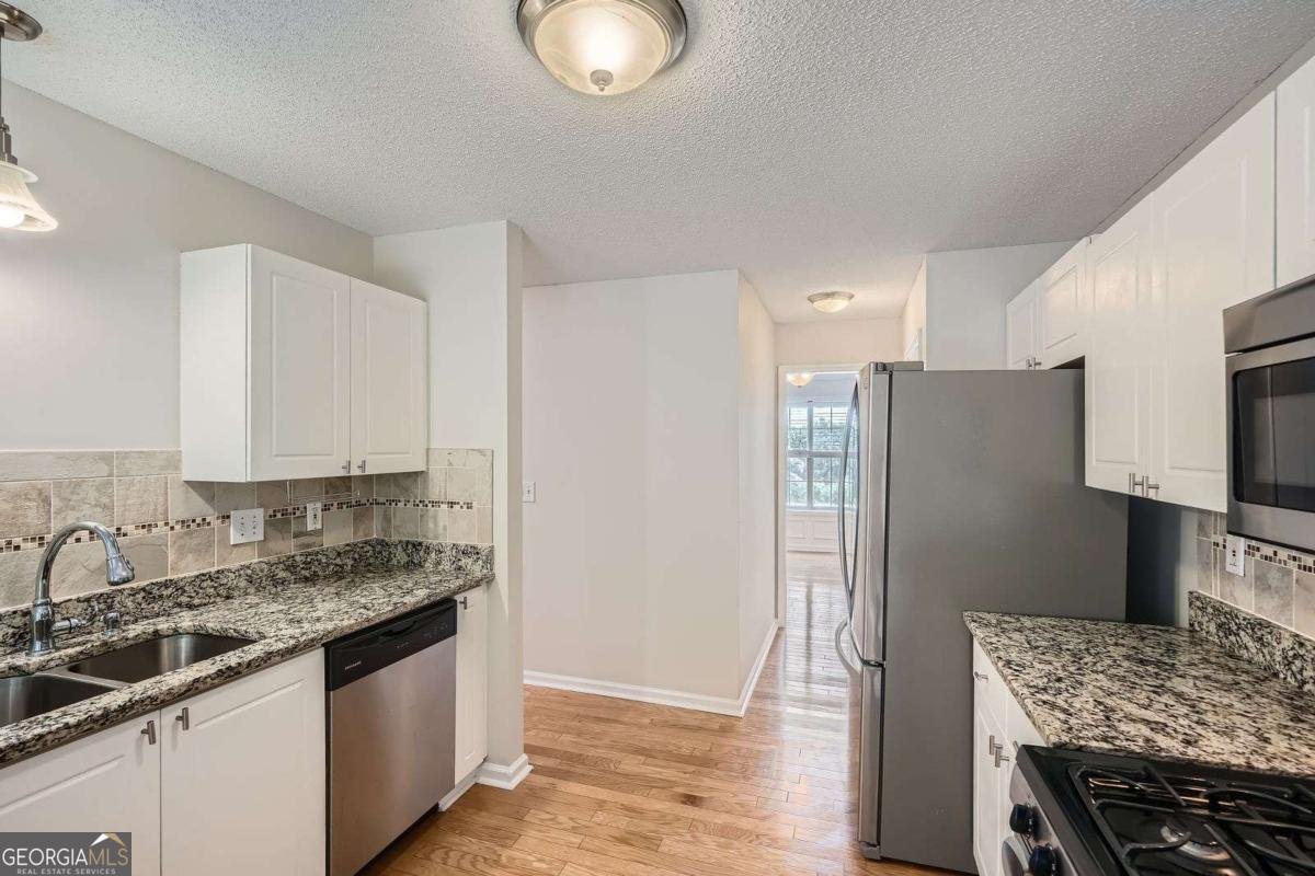 1241 Wandering Vine Court Mableton - 3