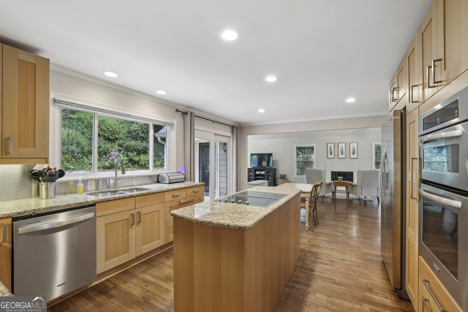 390 Spalding Drive Sandy Springs - 10