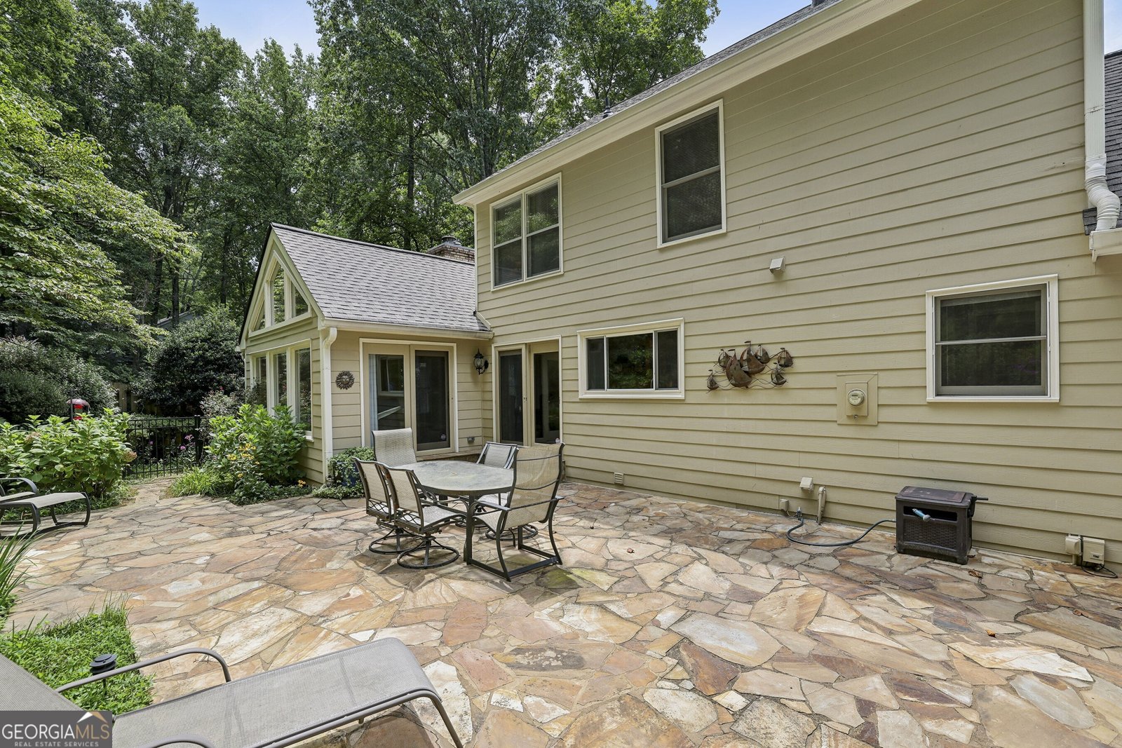 390 Spalding Drive Sandy Springs - 14