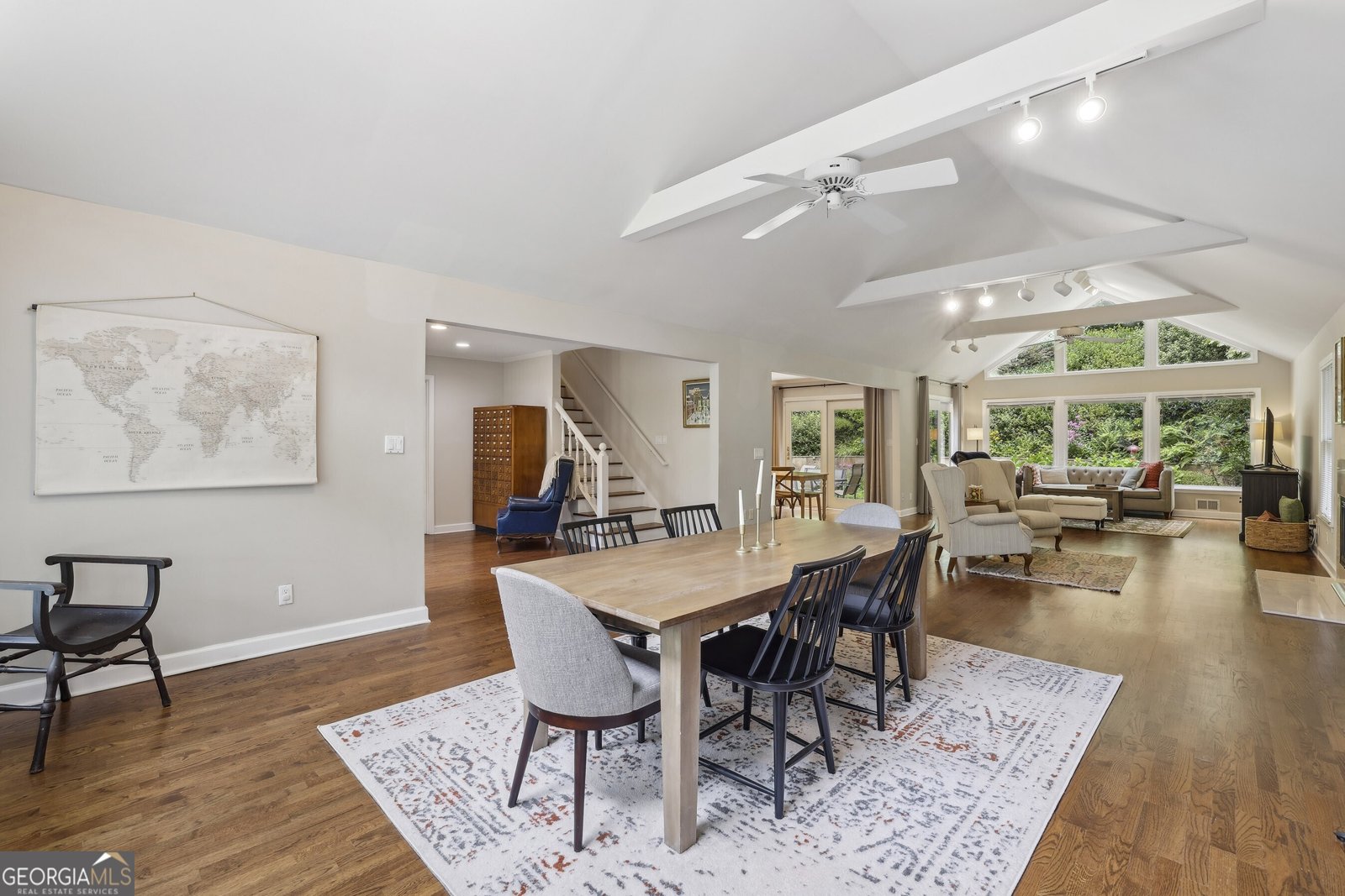 390 Spalding Drive Sandy Springs - 2