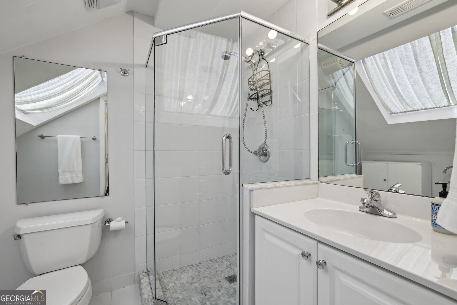 390 Spalding Drive Sandy Springs - 24