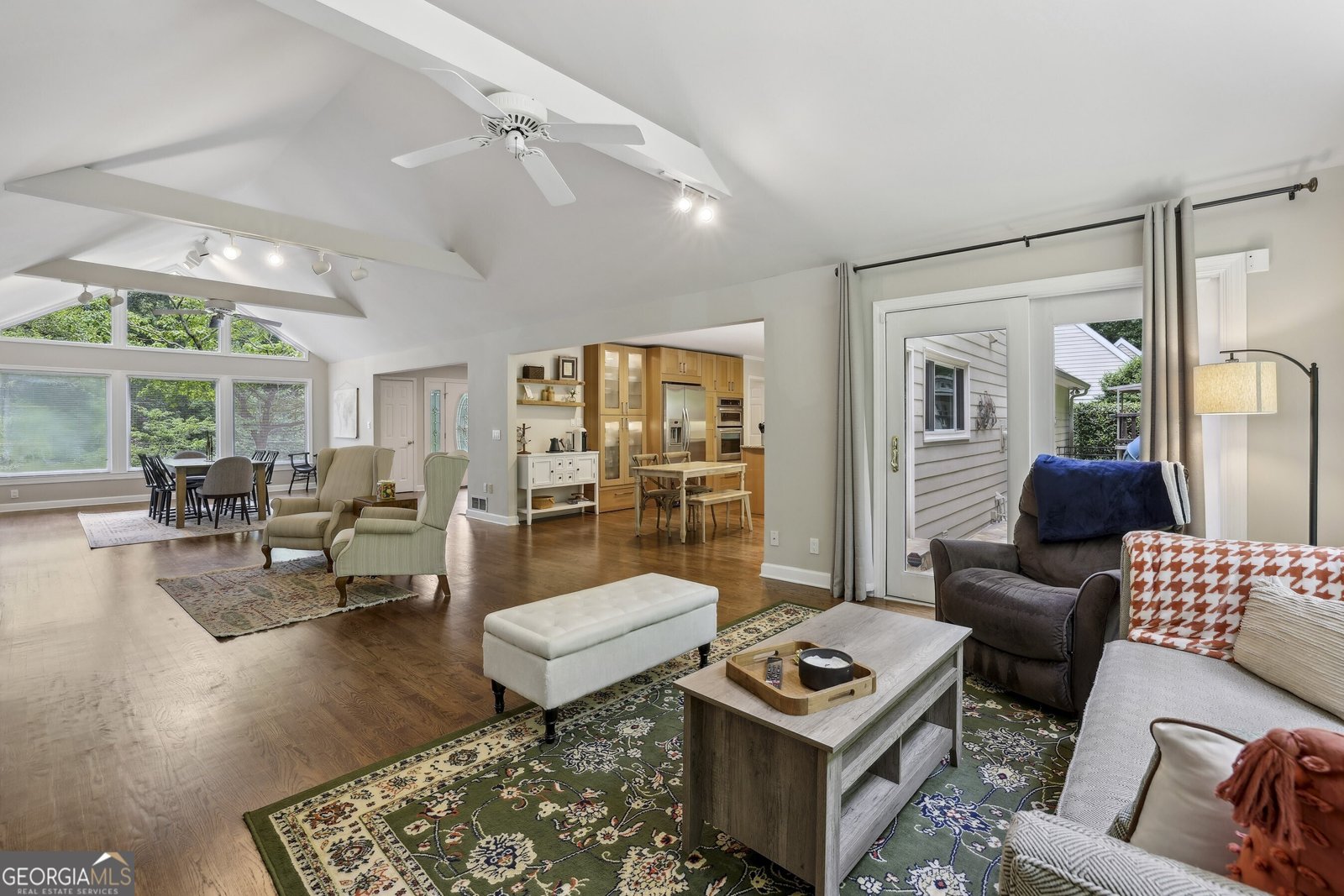390 Spalding Drive Sandy Springs - 6