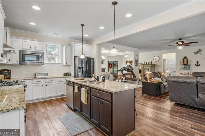7540 Wandering Oak Way Cumming - 17