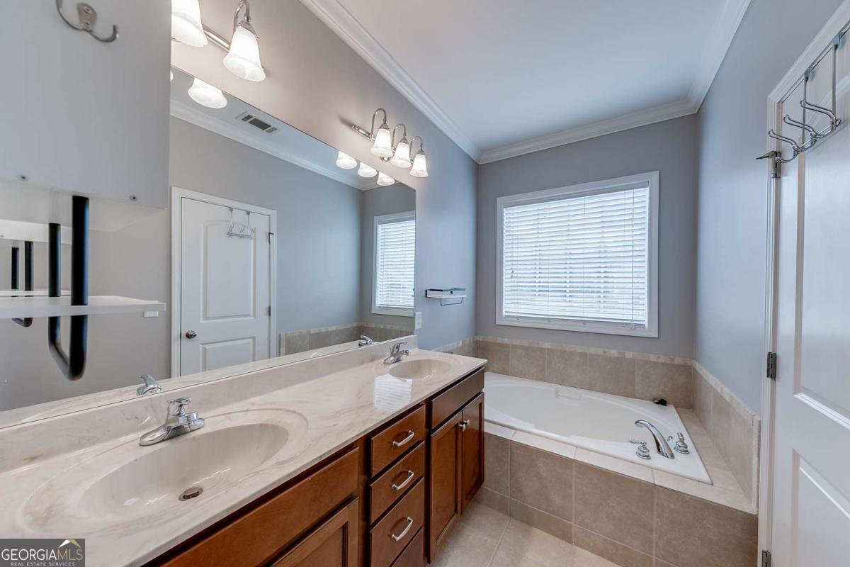 1327 Eisenhower Avenue Bogart - 28