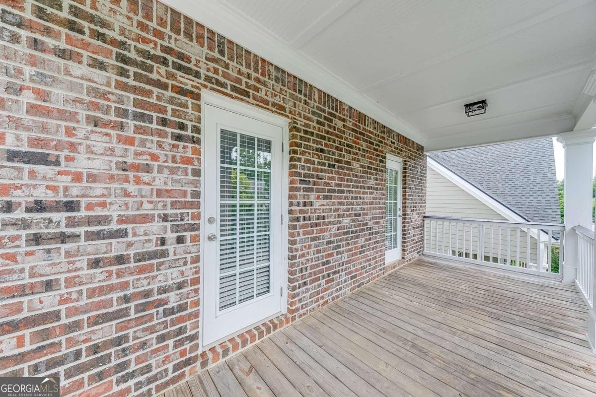 1327 Eisenhower Avenue Bogart - 33