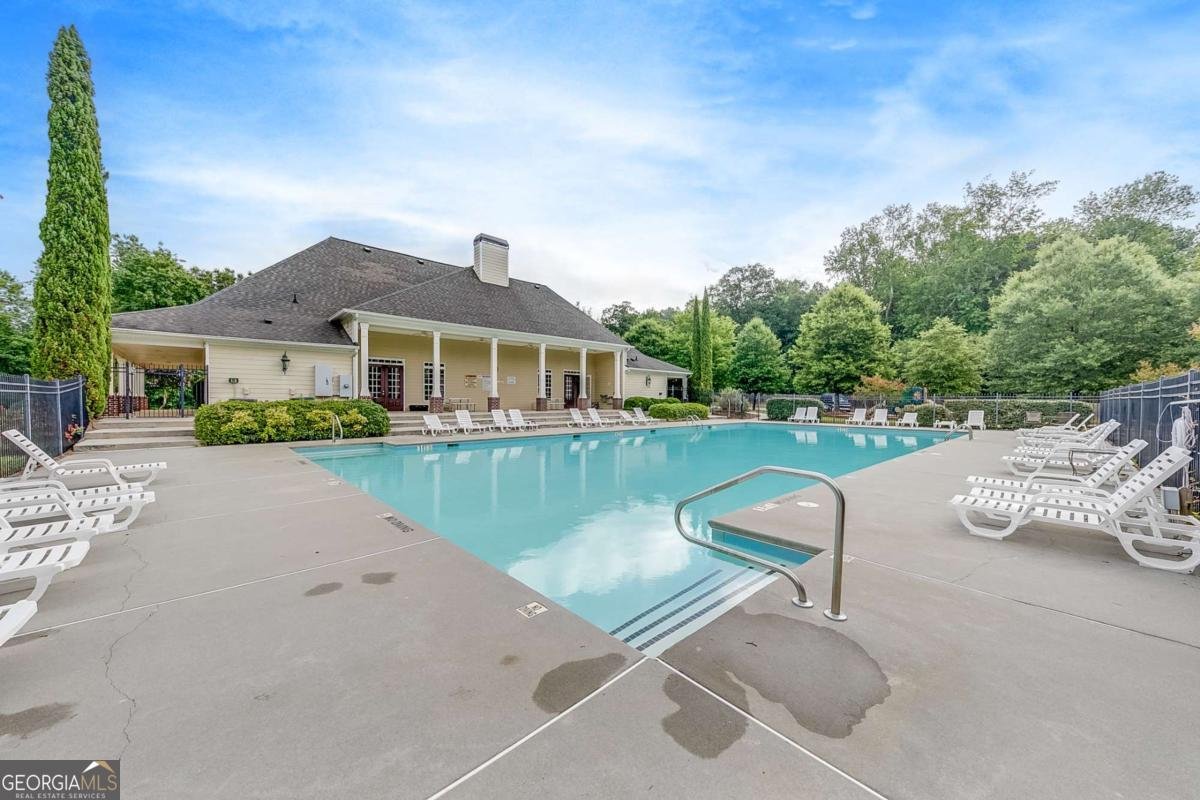 1327 Eisenhower Avenue Bogart - 61