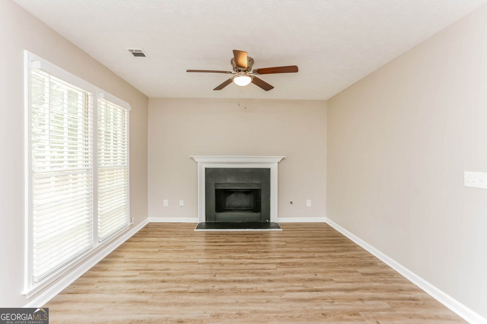4974 Wynhurst Way Stone Mountain - 4