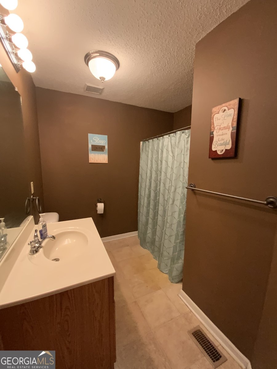 142 Elizabeth Way Chatsworth - 24