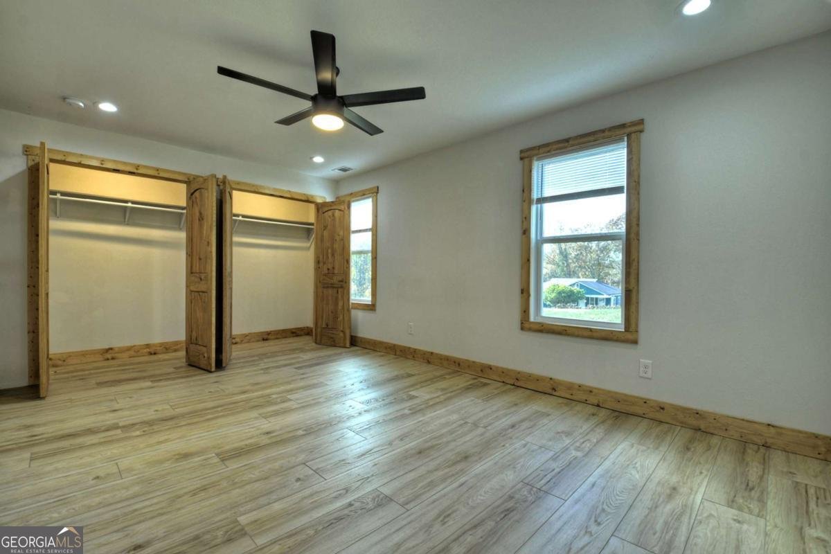 252 School Street Mccaysville - 17