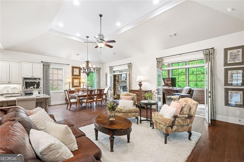 11225 Brookhavenclub Drive Johns Creek - 8