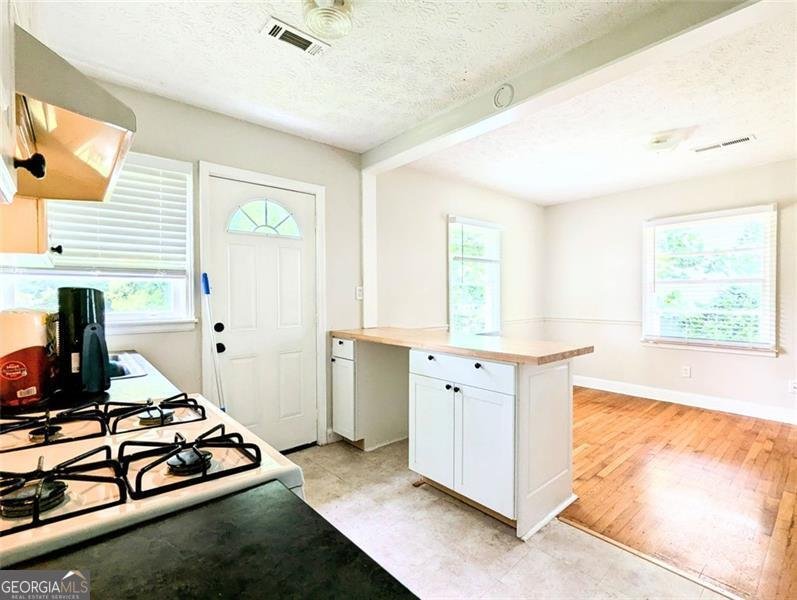 1954 Taylor Avenue East Point - 10
