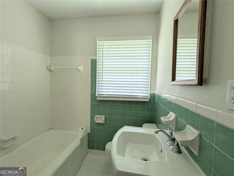 1954 Taylor Avenue East Point - 14