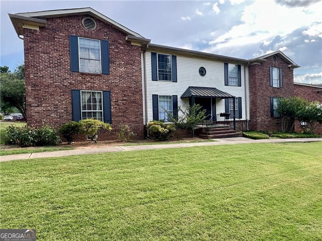 5693 Kingsport Drive Atlanta - 1
