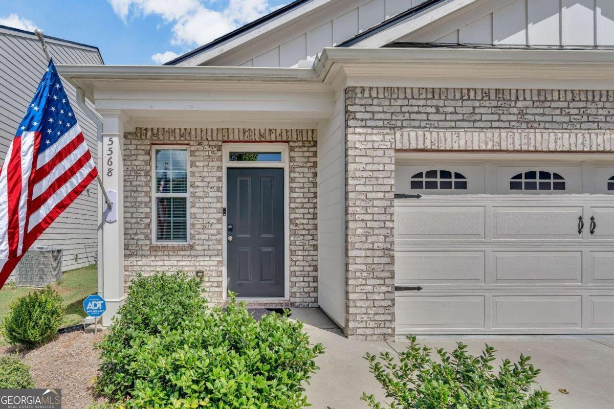 5568 Foxglove Way Oakwood - 3