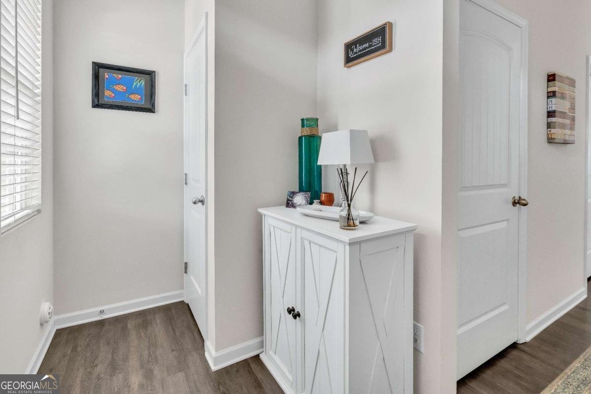 5568 Foxglove Way Oakwood - 4