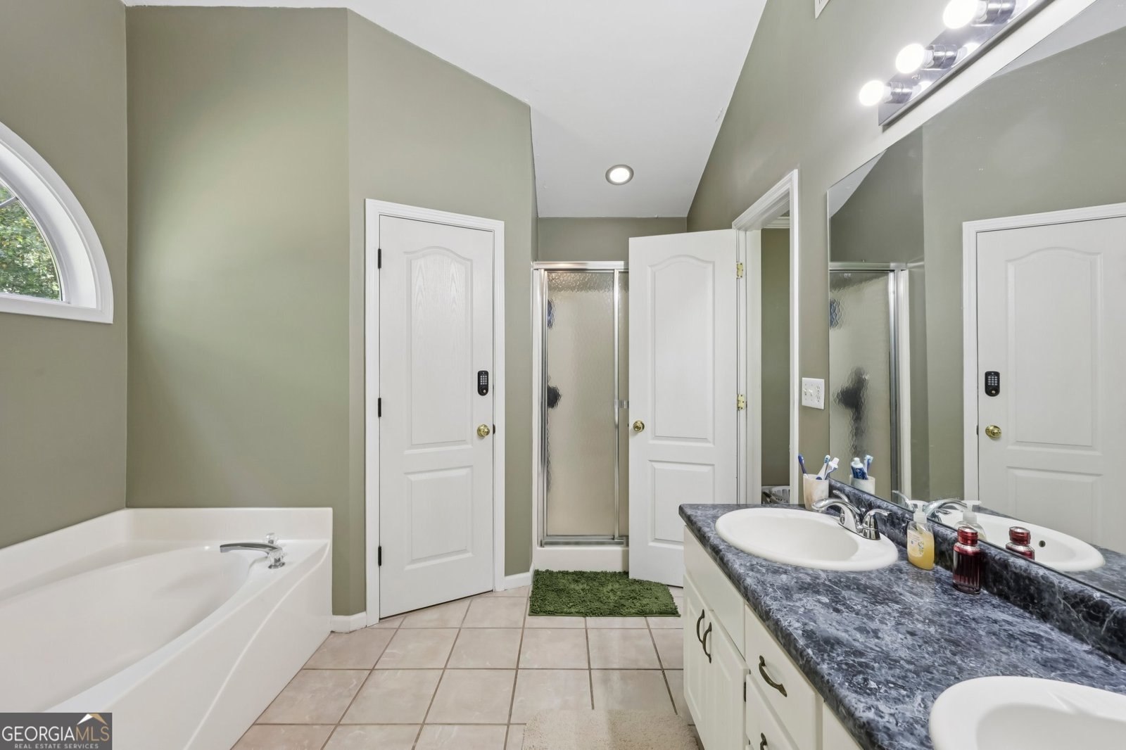 108 Glenoaks Court McDonough - 34