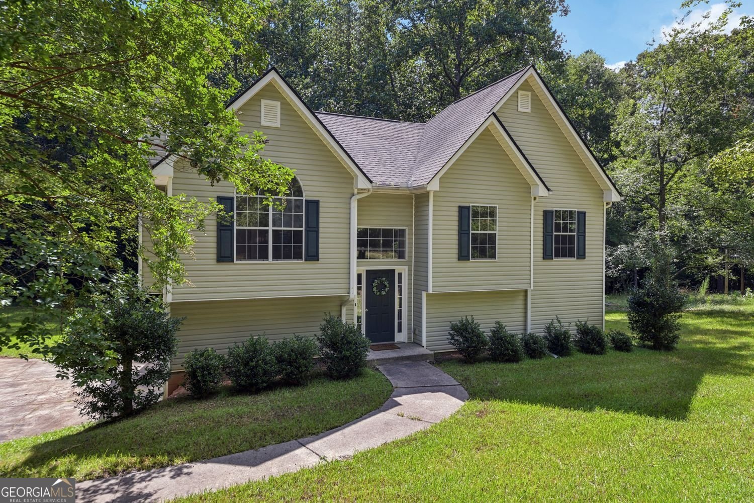 7810 Capps Ferry Road Road Douglasville - 23