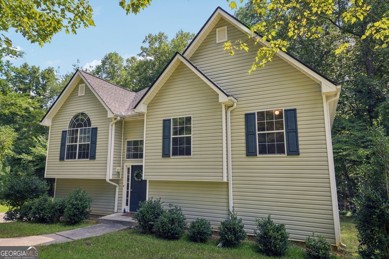 7810 Capps Ferry Road Road Douglasville - 24