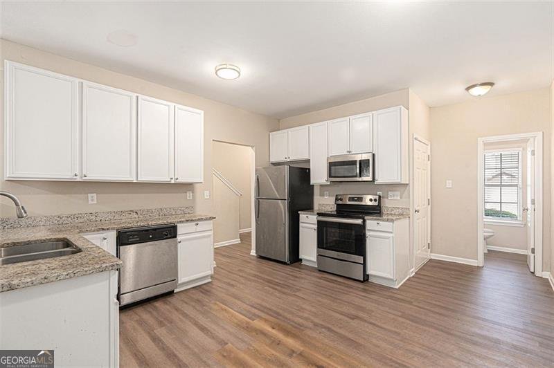 5072 WINDSOR FORREST Lane Atlanta - 4