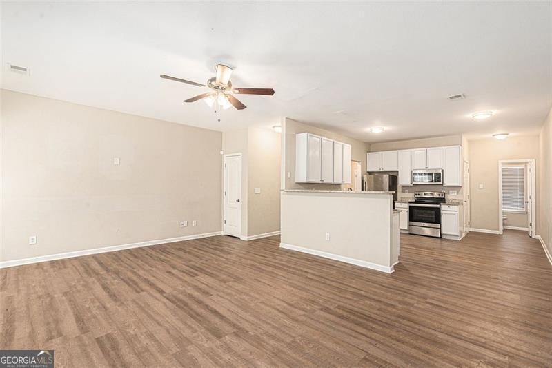 5072 WINDSOR FORREST Lane Atlanta - 6