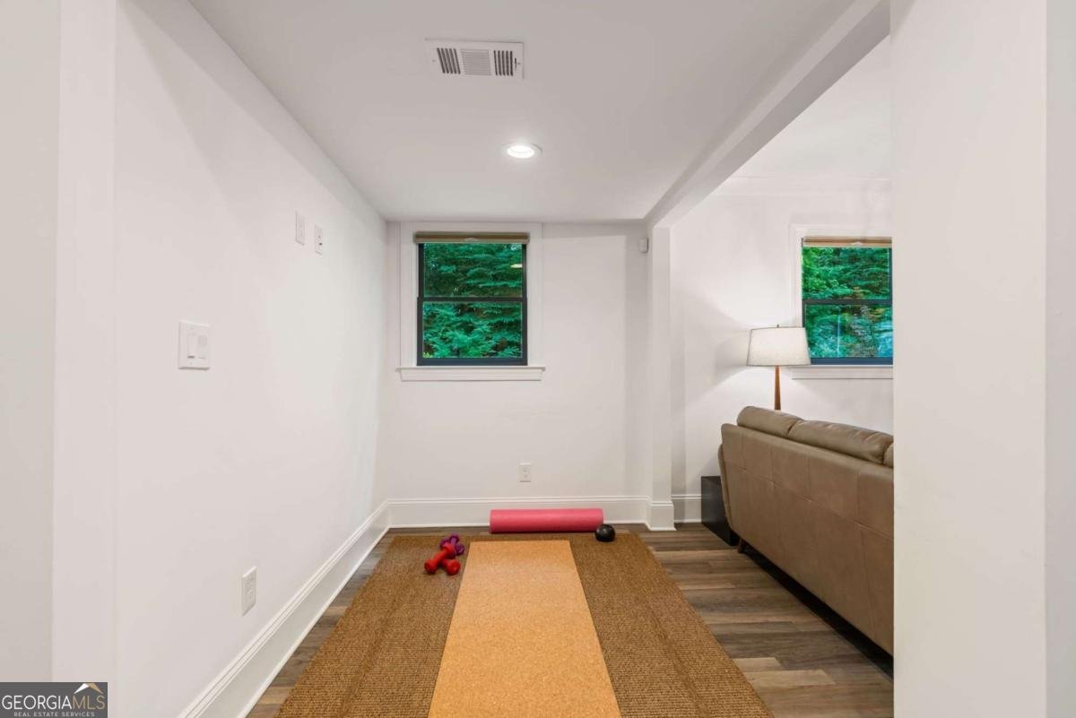 2869 Woodland Park Drive Atlanta - 23