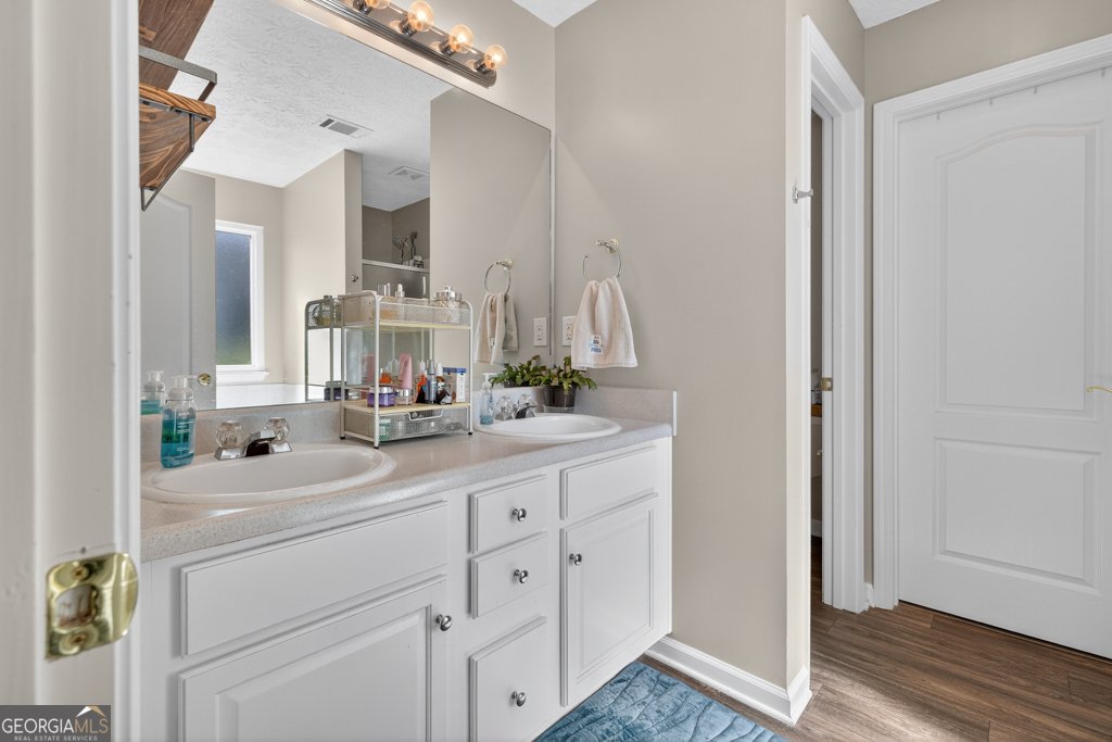 1001 Travitine Trail Loganville - 38