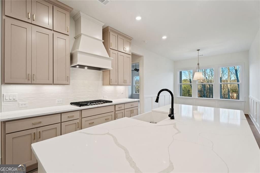 8425 Beryl Overlook Gainesville - 28