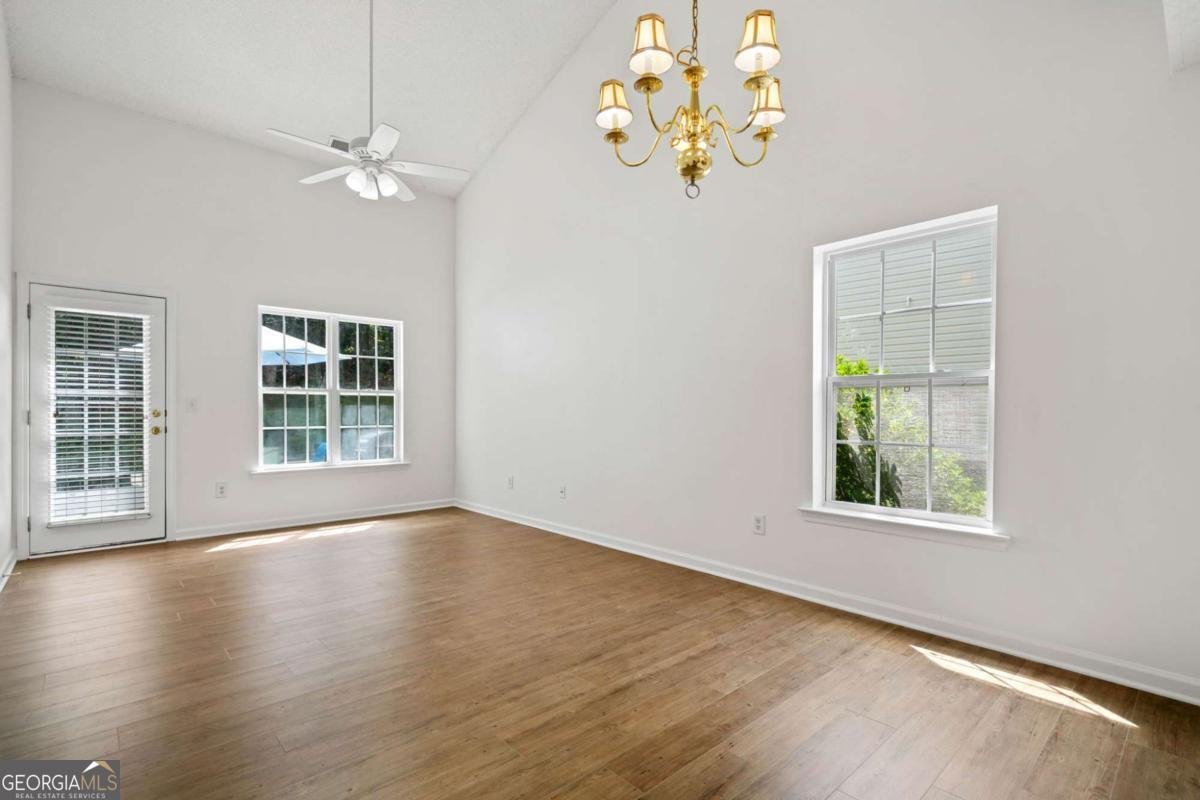 238 Fox Creek Boulevard Woodstock - 17