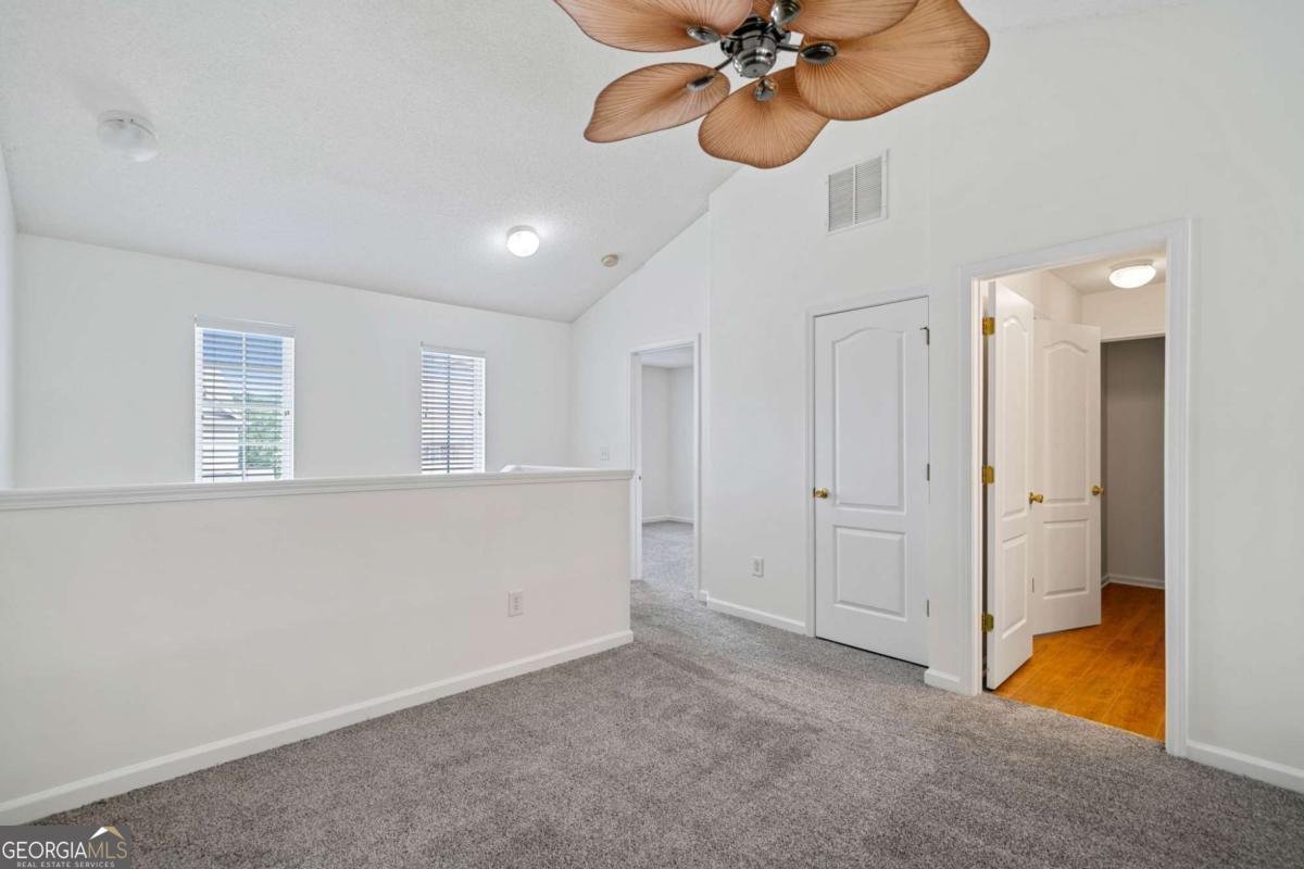 238 Fox Creek Boulevard Woodstock - 3