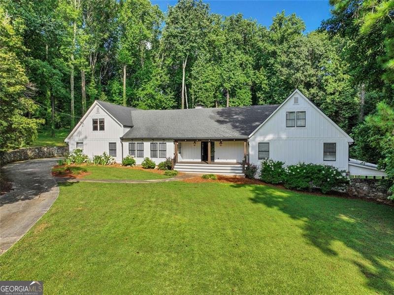 2244 GUNSTOCK Drive Stone Mountain - 2