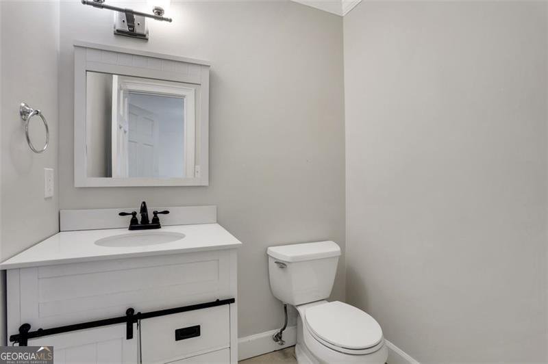 2244 GUNSTOCK Drive Stone Mountain - 34