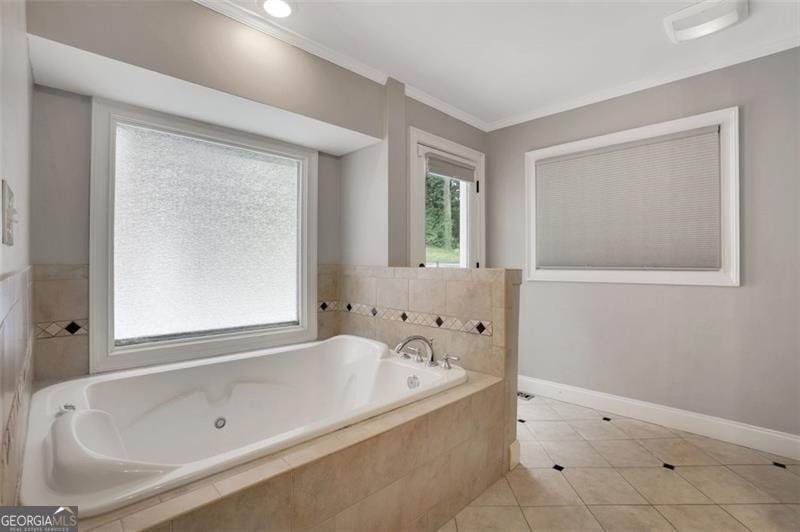 2244 GUNSTOCK Drive Stone Mountain - 42