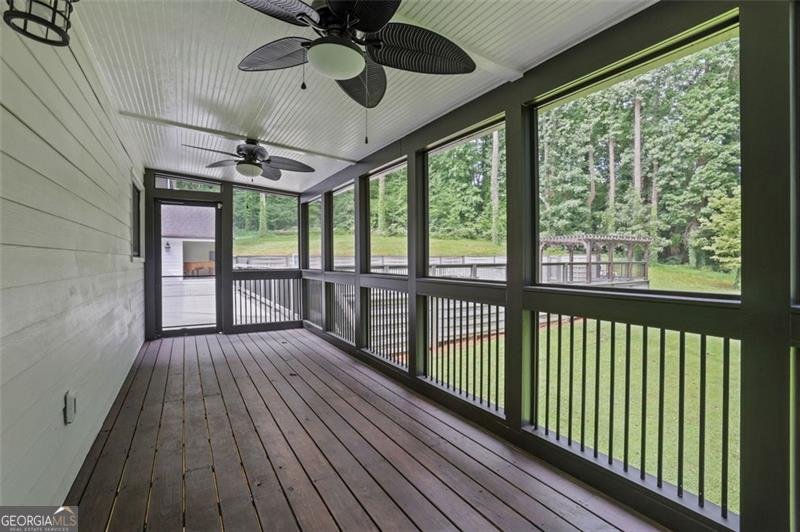 2244 GUNSTOCK Drive Stone Mountain - 44