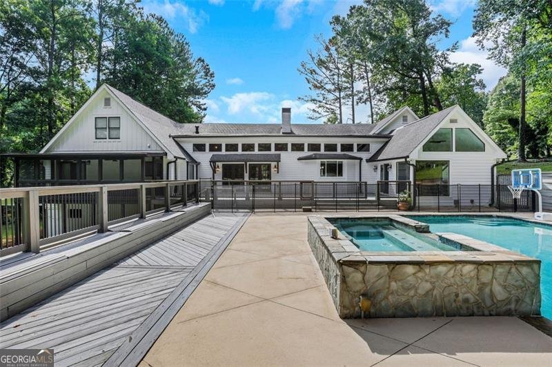2244 GUNSTOCK Drive Stone Mountain - 60
