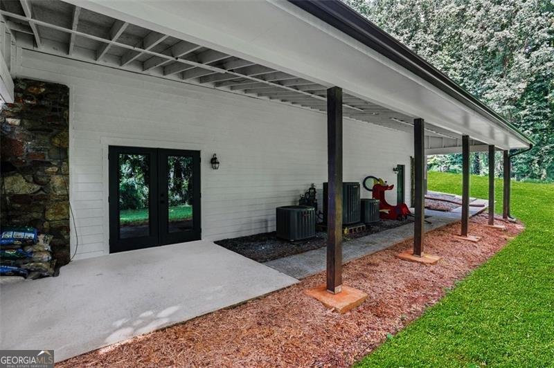 2244 GUNSTOCK Drive Stone Mountain - 61