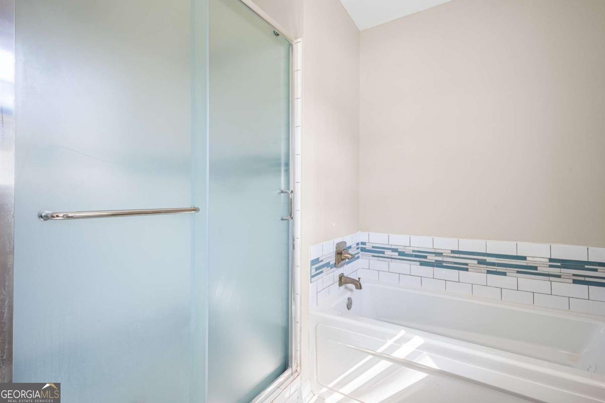 2519 Lauderdale Drive Atlanta - 18