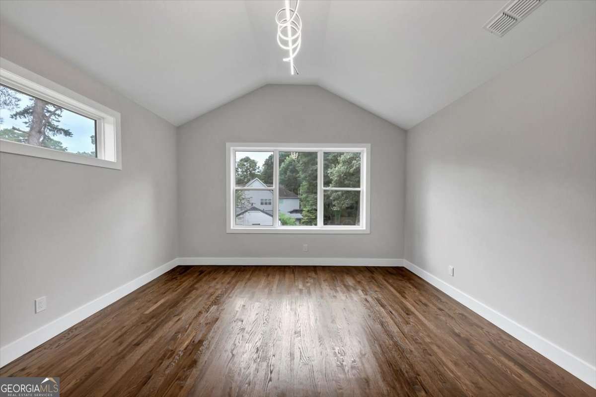 2877 Alexa Avenue Atlanta - 33