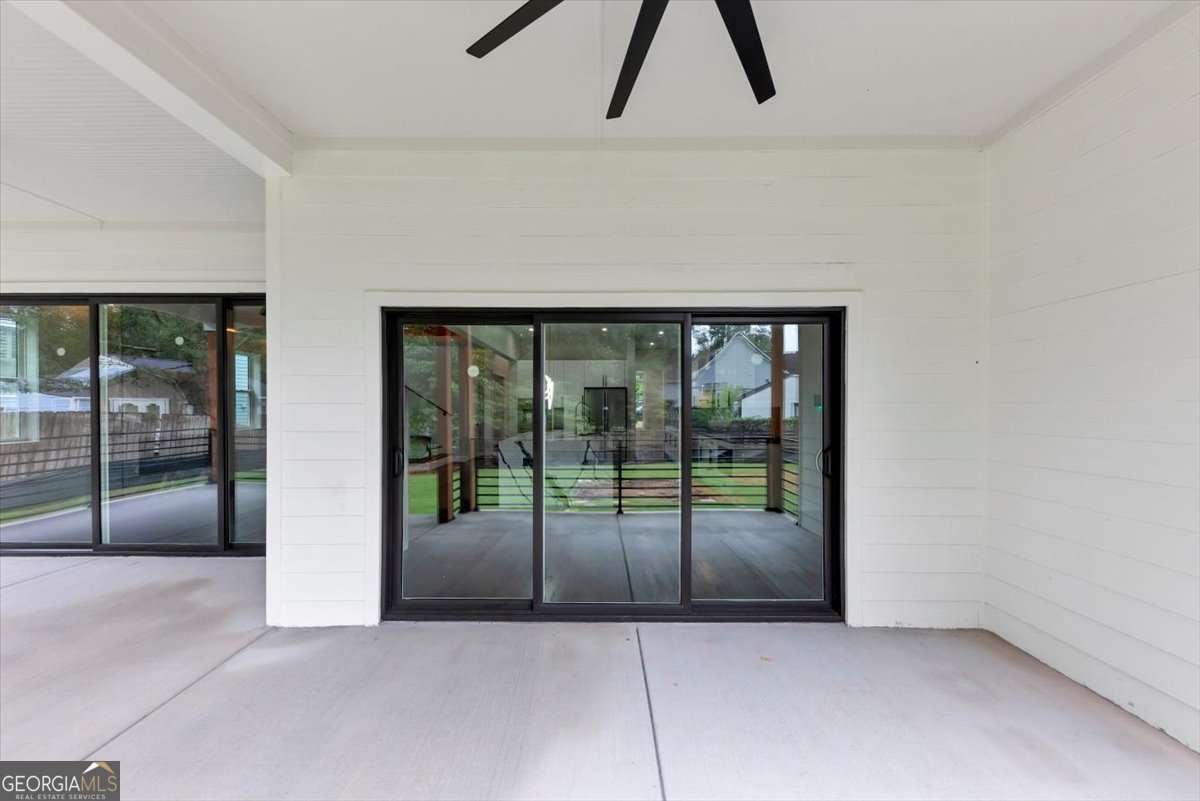2877 Alexa Avenue Atlanta - 38