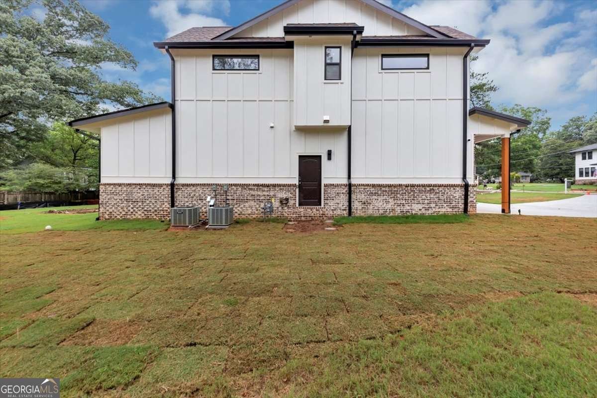 2877 Alexa Avenue Atlanta - 39