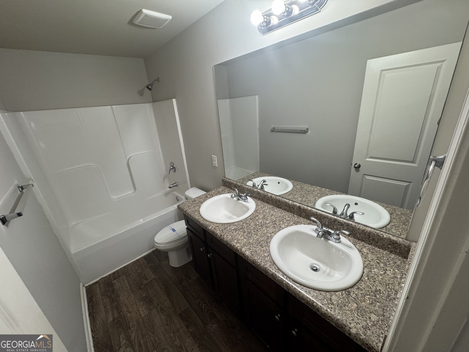 61 Donegal Way Dallas - 14