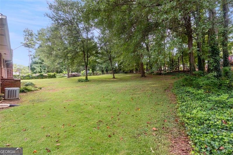 2995 CARRIE Drive Kennesaw - 33
