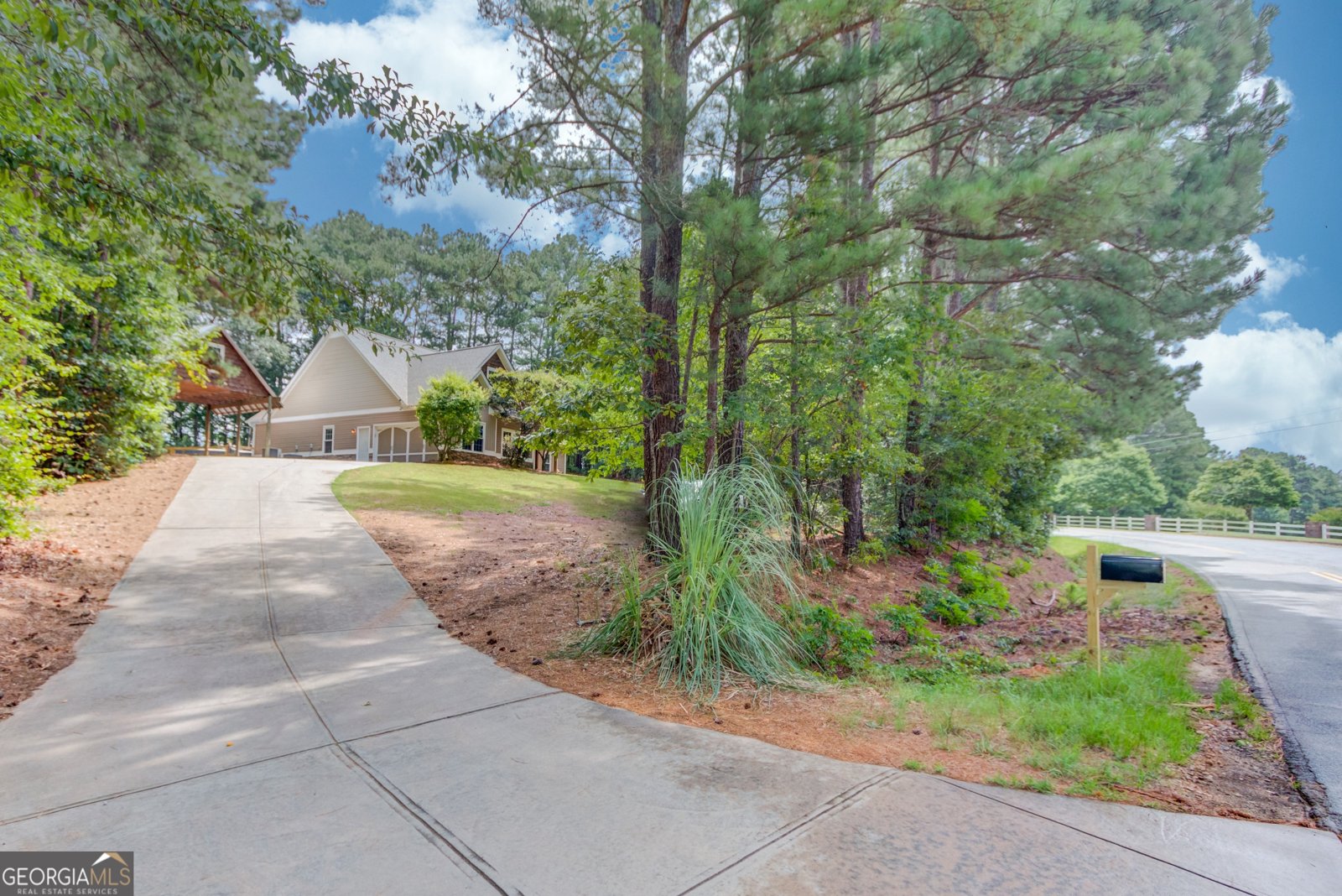 4503 Atha Circle Loganville - 2