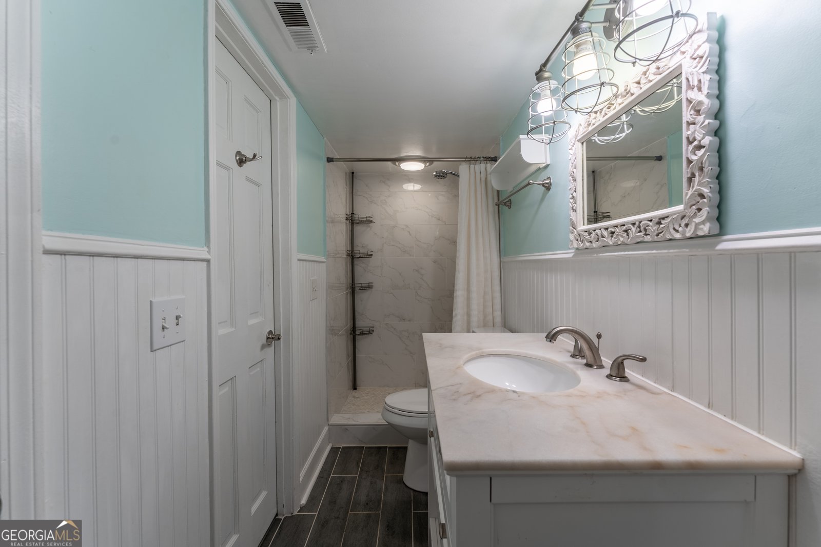 3568 LAKE Drive Smyrna - 33