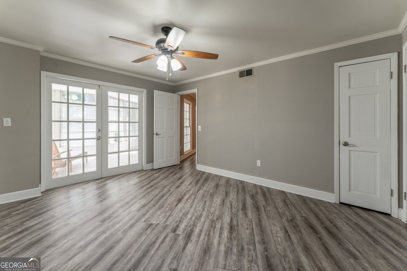 3568 LAKE Drive Smyrna - 36
