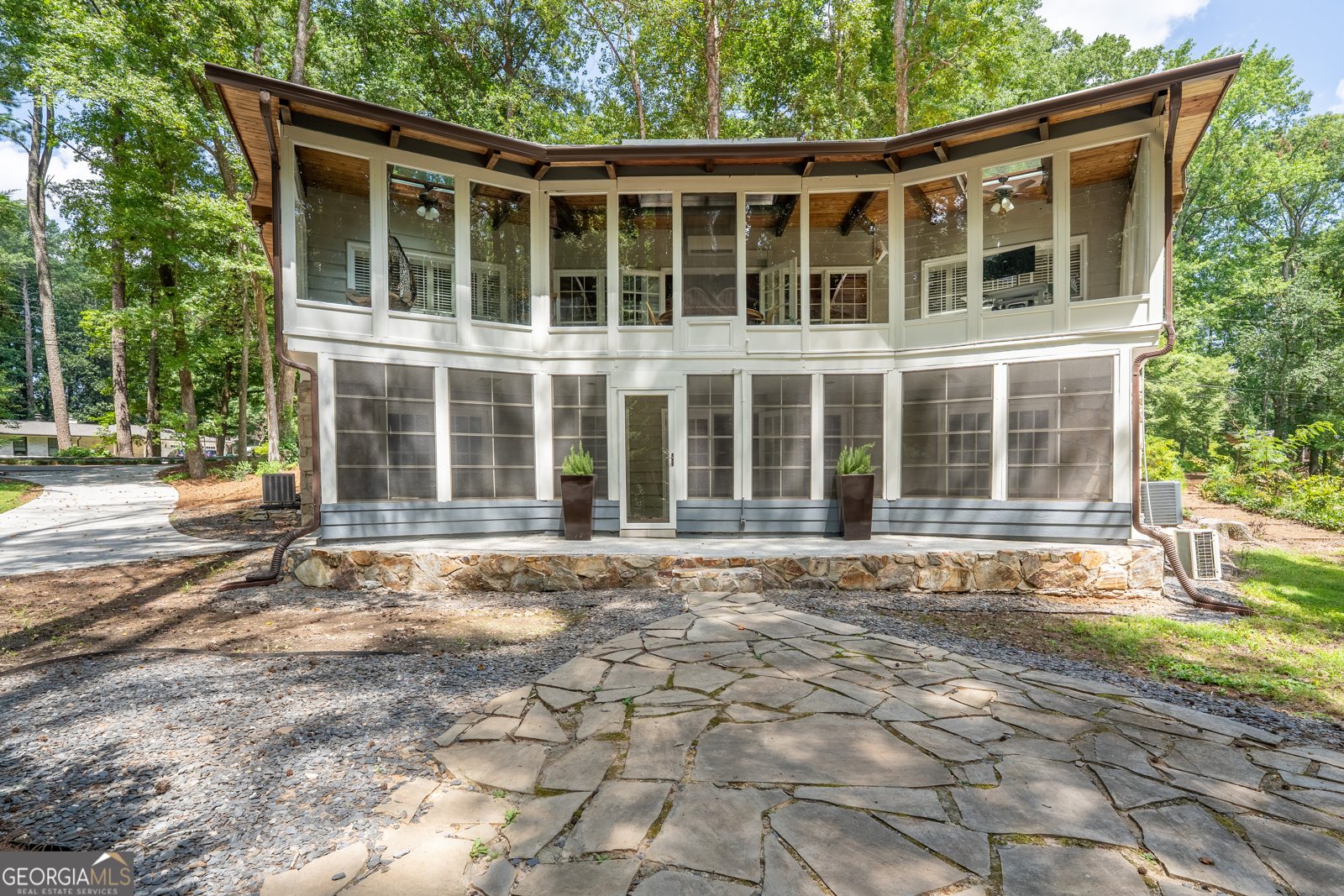 3568 LAKE Drive Smyrna - 40
