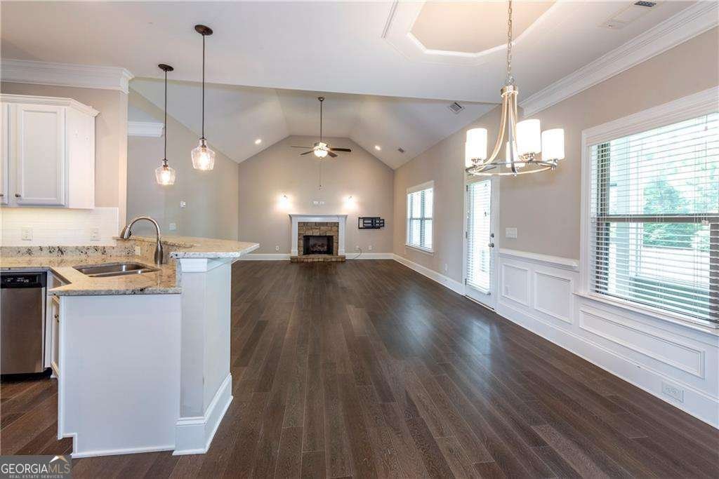 608 Madison Court Ball Ground - 17