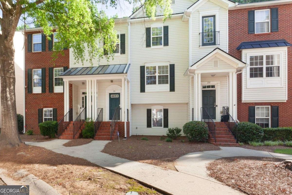 231 Village Square Drive Woodstock - 1