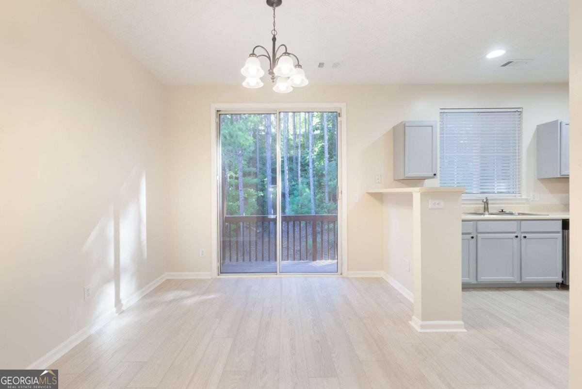 231 Village Square Drive Woodstock - 14